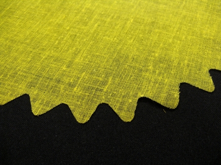 Rond de tulle en coton épais à garnir de dragées : Rond de tulle en coton épais jaune à garnir de dragées