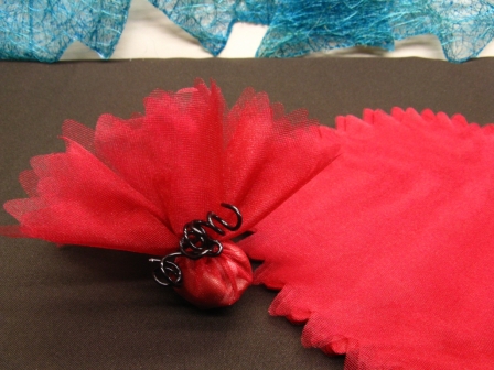 Voile cristal unis à dragées pas cher : Voile cristal unis à dragées pas cher framboise