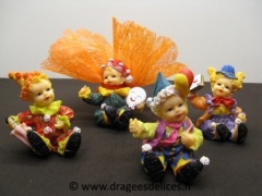 Clown en résine pour baptême garçon ou fille et collection 